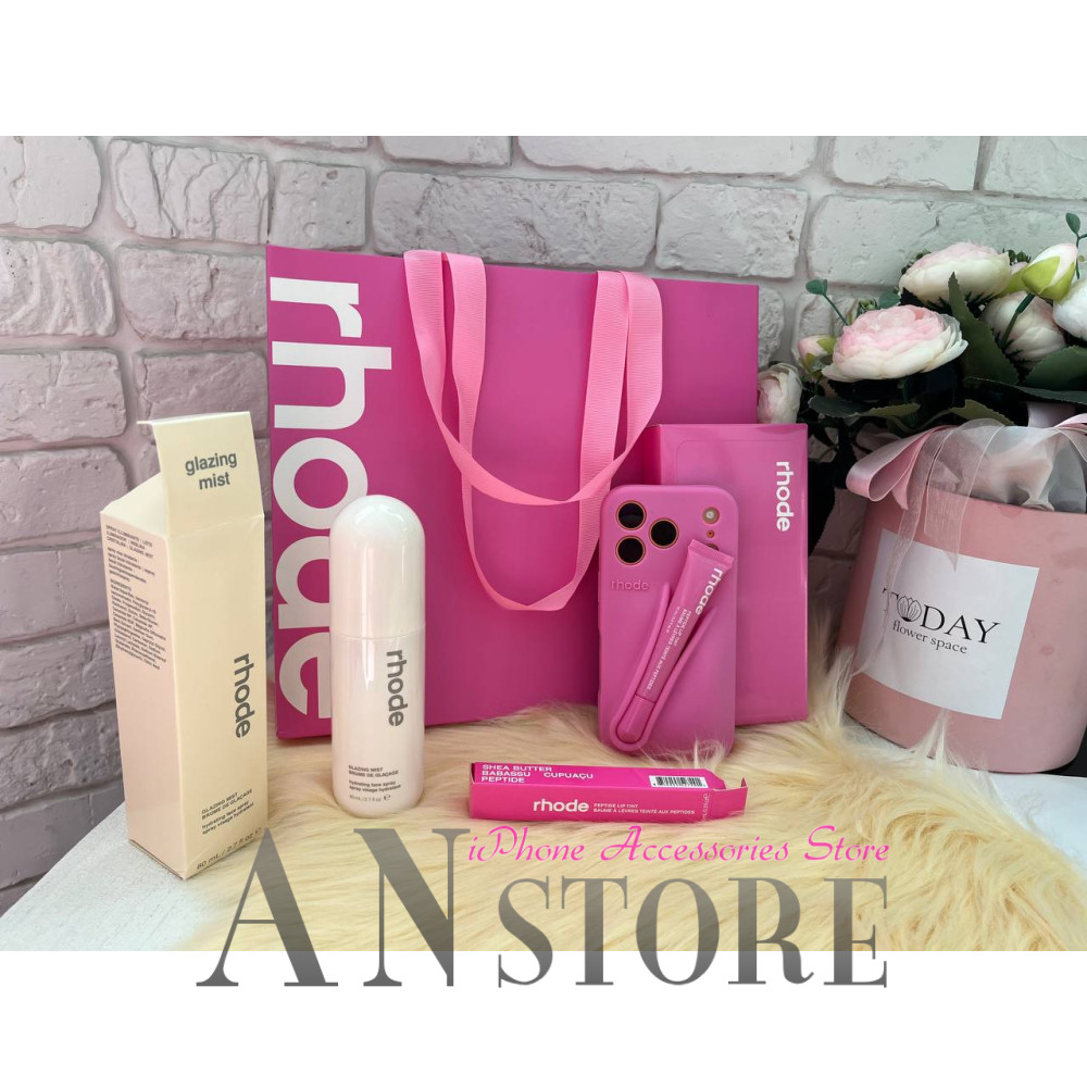 Подарунковий набір RHODE SHORTCAKE Pink з чохлом , блиском ,спрей та фірмовий пакет